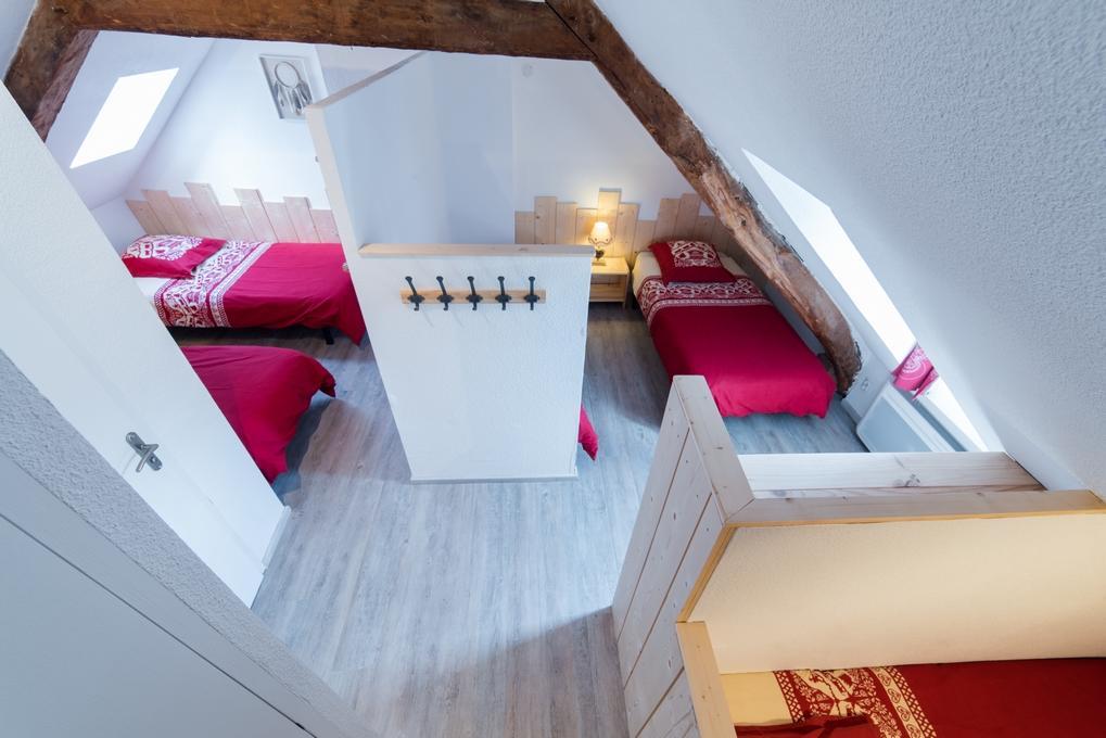 Gite La Maisonnee Sazos Ngoại thất bức ảnh