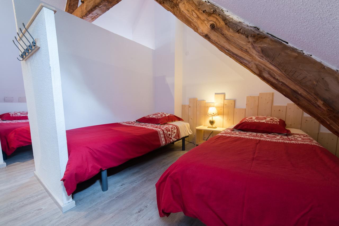 Gite La Maisonnee Sazos Ngoại thất bức ảnh